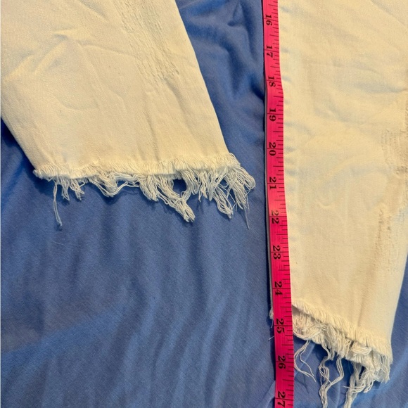 Women’s KanCan 9/28 NWT white distressed ankle length jeans - Picture 13 of 13